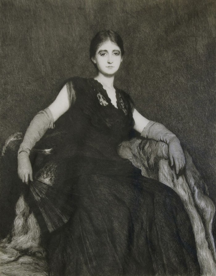 ‘The Lady in Black‘