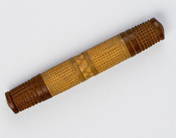 Nadelbehälter