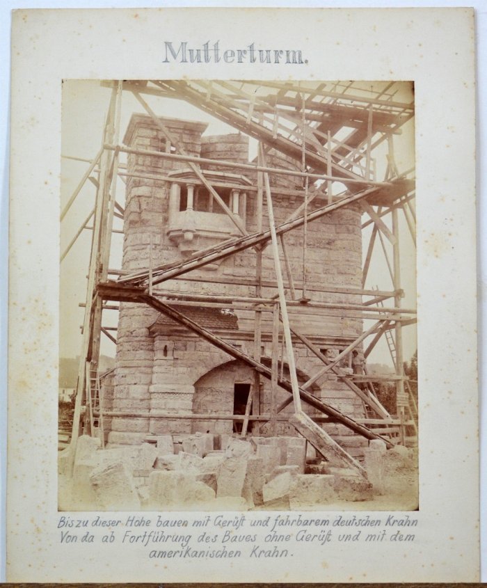 Errichtung des Mutterturms